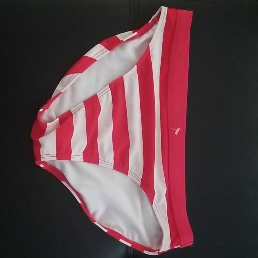 Bikini bottoms